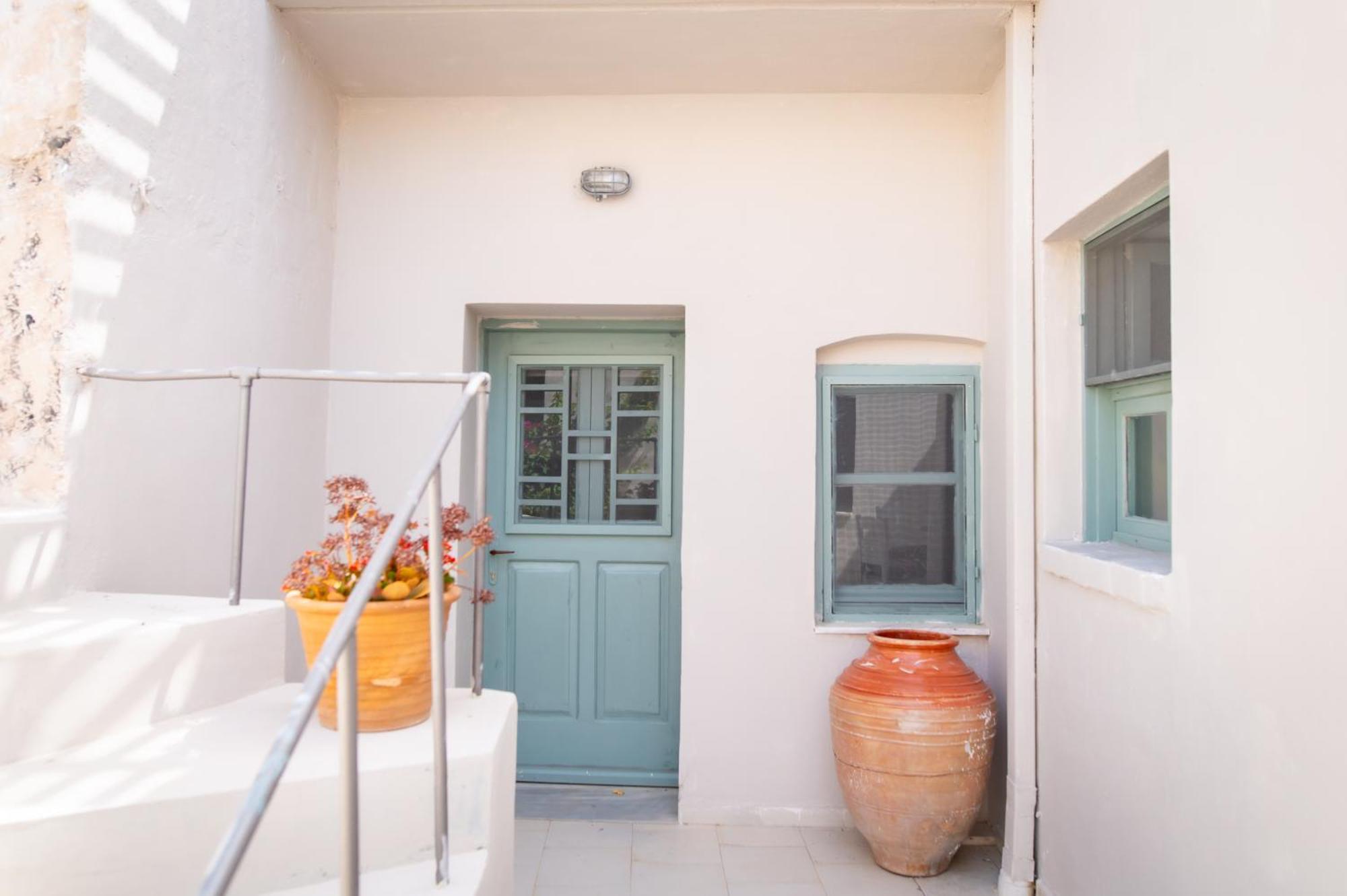 Apellou House *